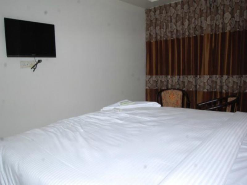 Hotel Rainbow International Shamshabad Hyderabad Exterior photo
