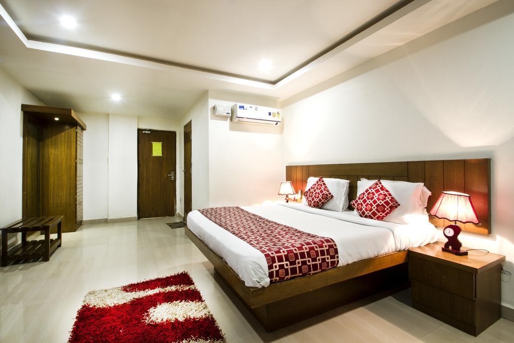 Hotel Rainbow International Shamshabad Hyderabad Exterior photo